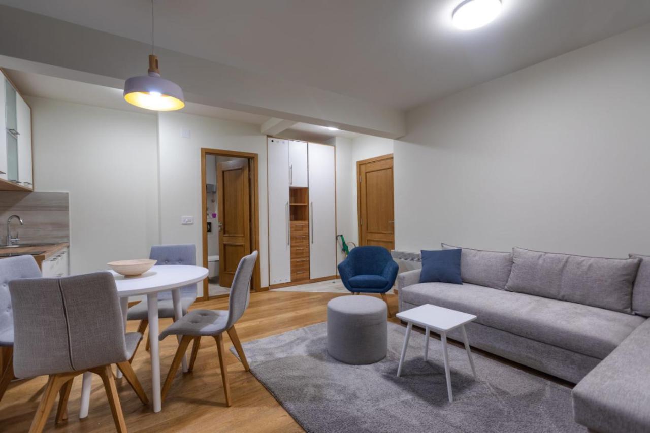 Borova Apartment *